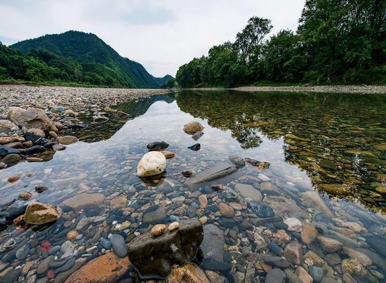 负氧离子富硒水